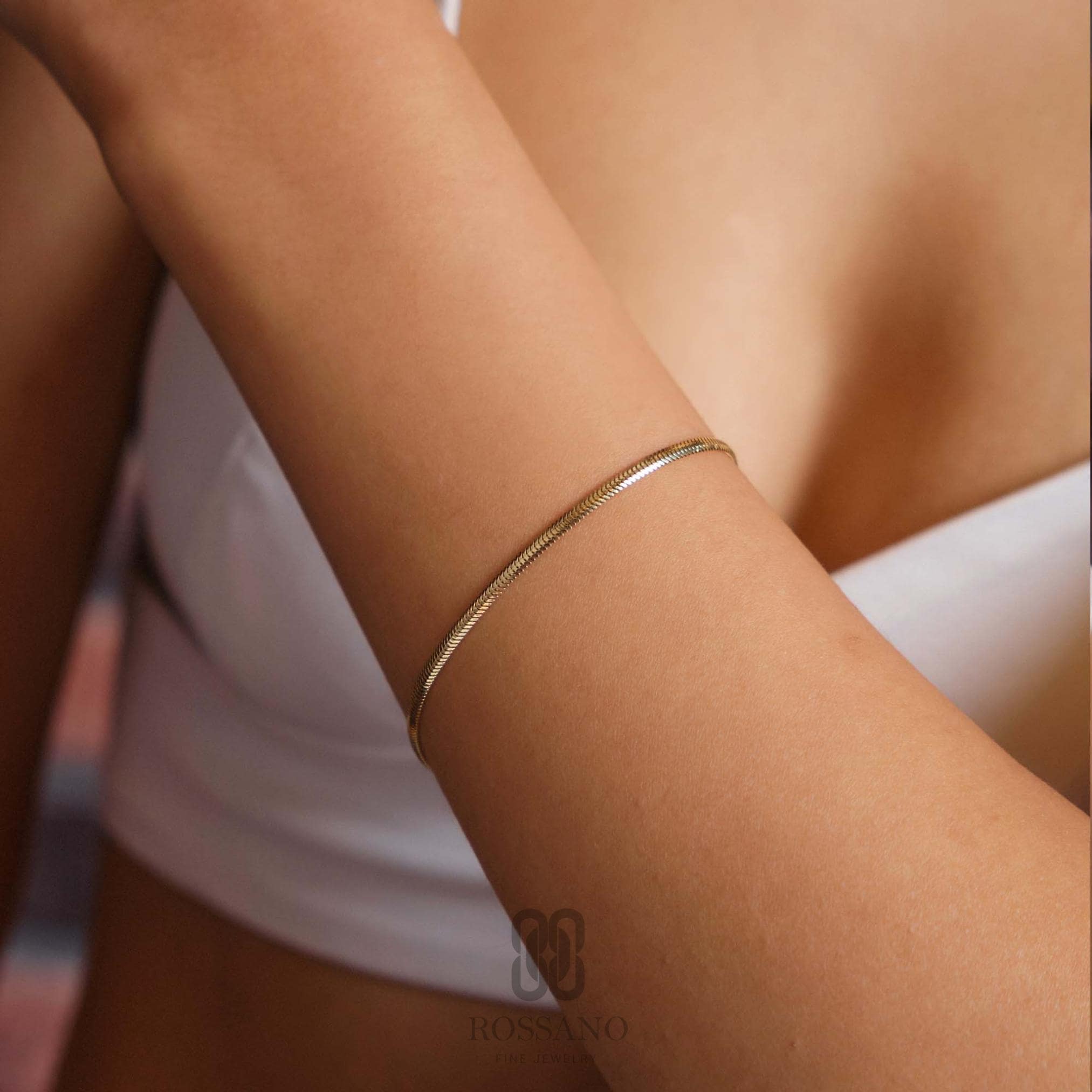 14K Gold Snake Bracelet, Italian Herringbone Chain Bracelet, Flat Snake Gold Chain, Shiny Gold Bracelet, Elegant Gift for Her