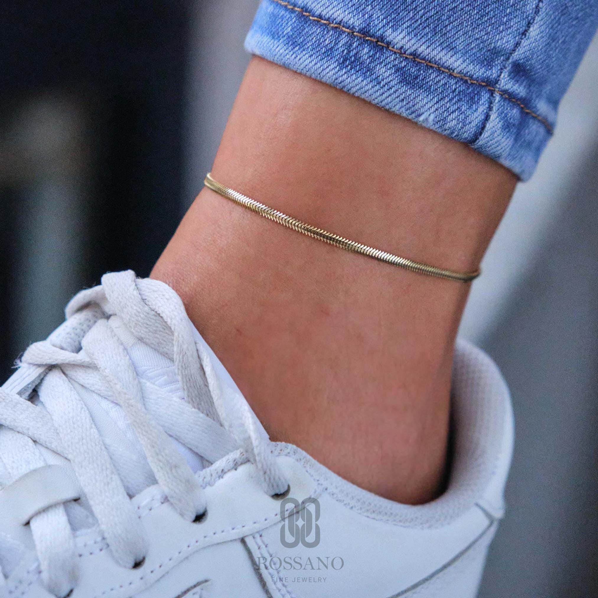 14K Gold Snake Anklet, Italian Herringbone Chain Anklet, Flat Snake Gold Chain, Shiny Gold Ankle Bracelet, Elegant Gift for Her