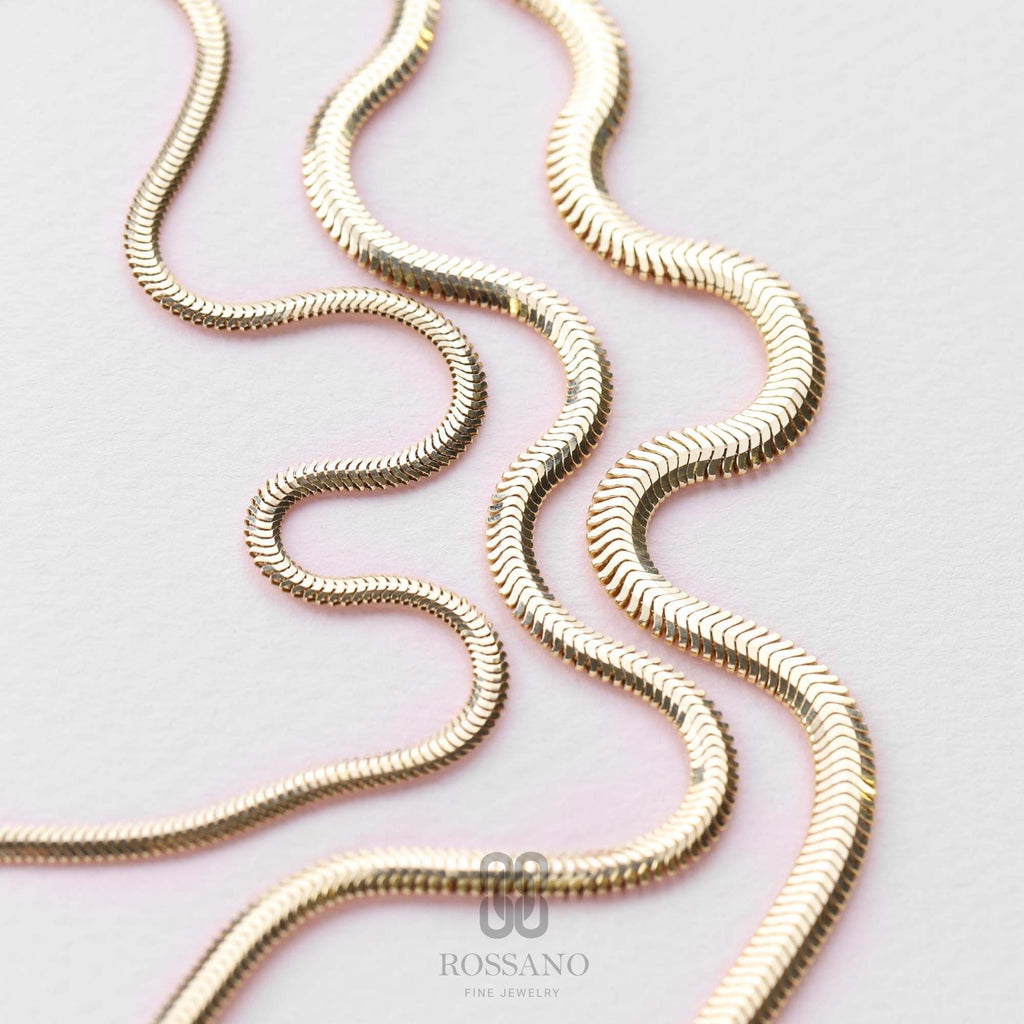 14K Gold Snake Necklace, Italian Herringbone Chain Choker, Flat Snake Gold Chain, Shiny Gold Necklace, Elegant Gift for Her