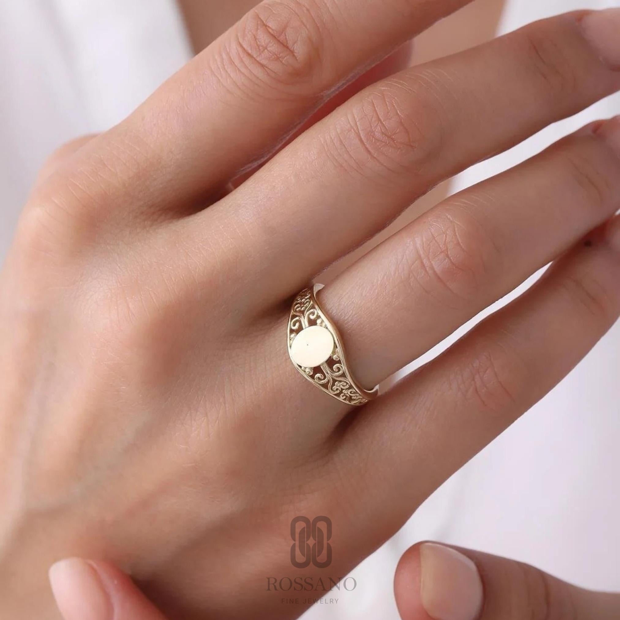 14K Gold Vintage Ring, Classic Antique Style Gold Band, Timeless Minimalist Ring, Elegant Everyday Jewelry, Stackable Ring, Gift for Her