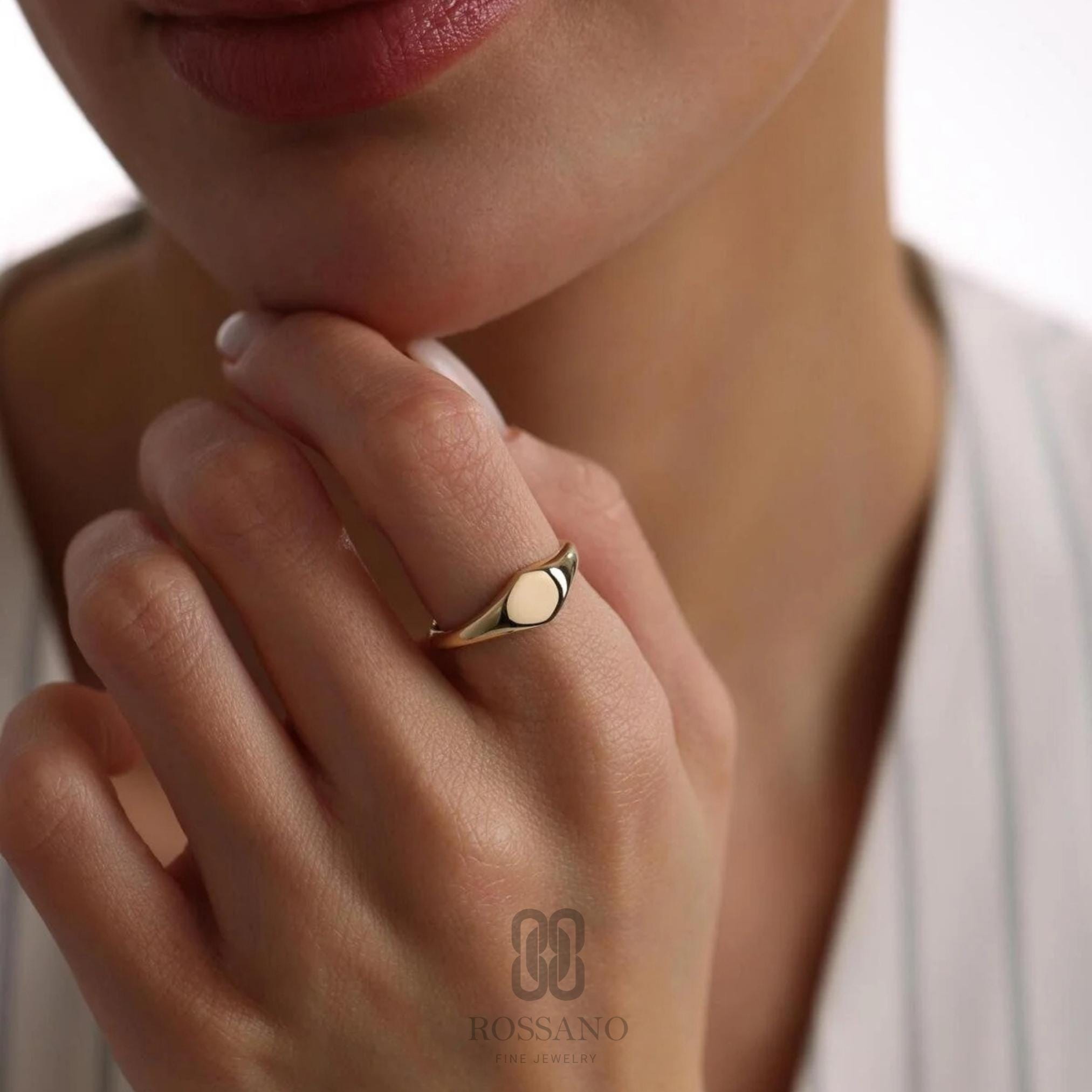 14K Gold Signet Ring, Classic Flat Top Gold Ring, Minimalist Statement Band, Timeless Unisex Jewelry, Stackable Ring, Gift for Her