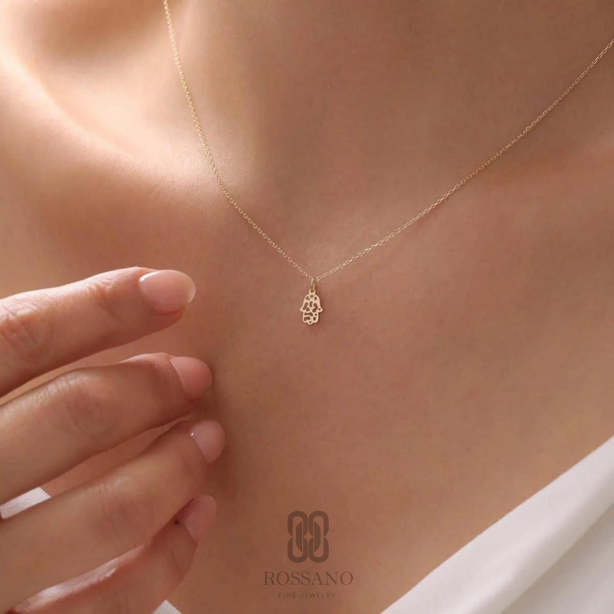14K Gold Fatima Hand Necklace, Hamsa Pendant Necklace, Dainty Gold Chain, Minimalist Jewelry, Protective Charm Necklace for Her
