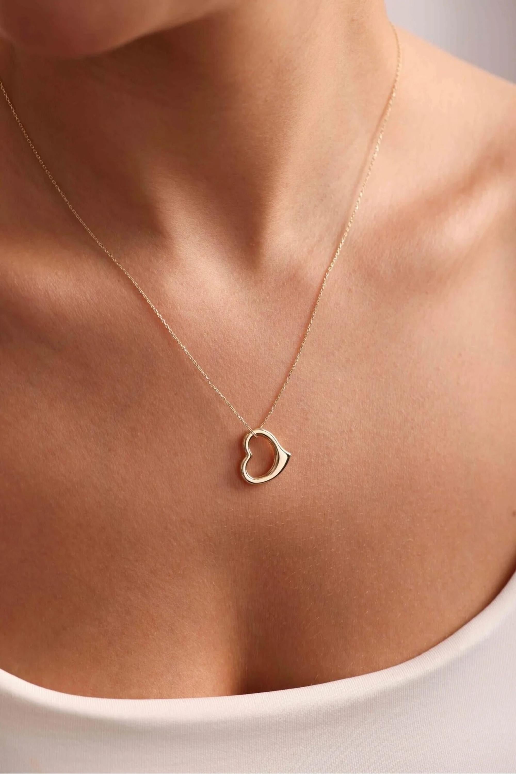 14K Gold Open Heart Necklace, Dainty Gold Necklace, Minimalist Everyday Jewelry, Stackable Gold Necklace, Gift for Her, Valentines Gift