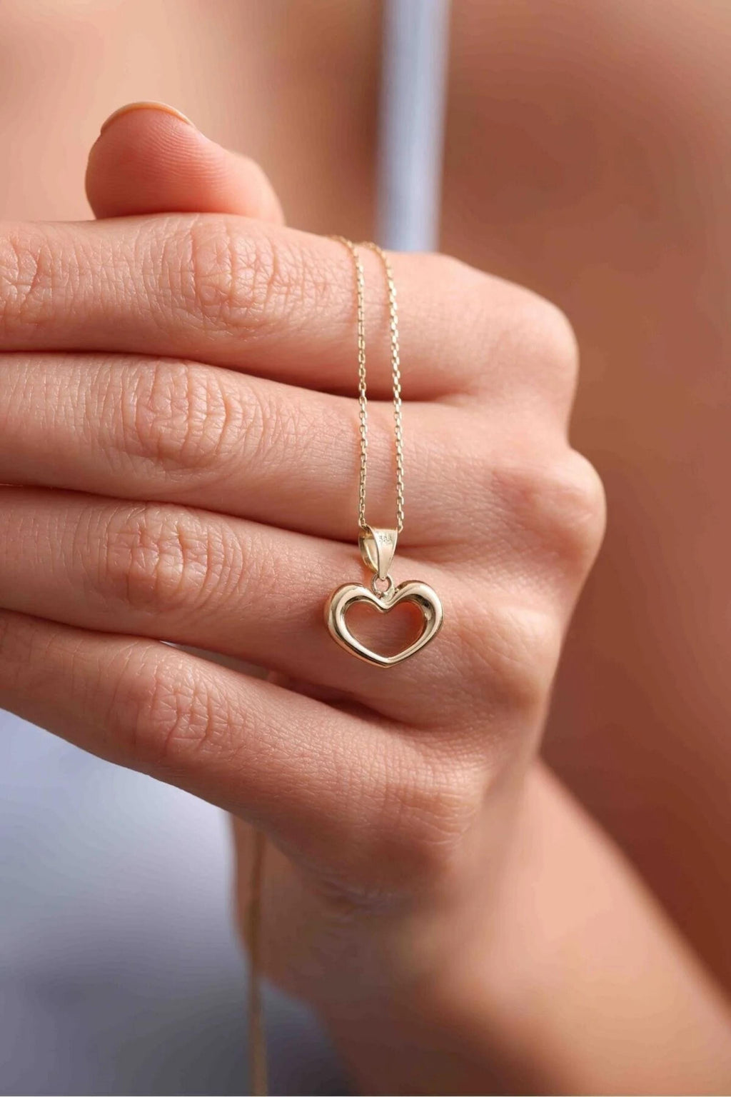 14K Gold Heart Necklace, Dainty Gold Necklace, Minimalist Everyday Jewelry, Stackable Gold Necklace, Gift for Her