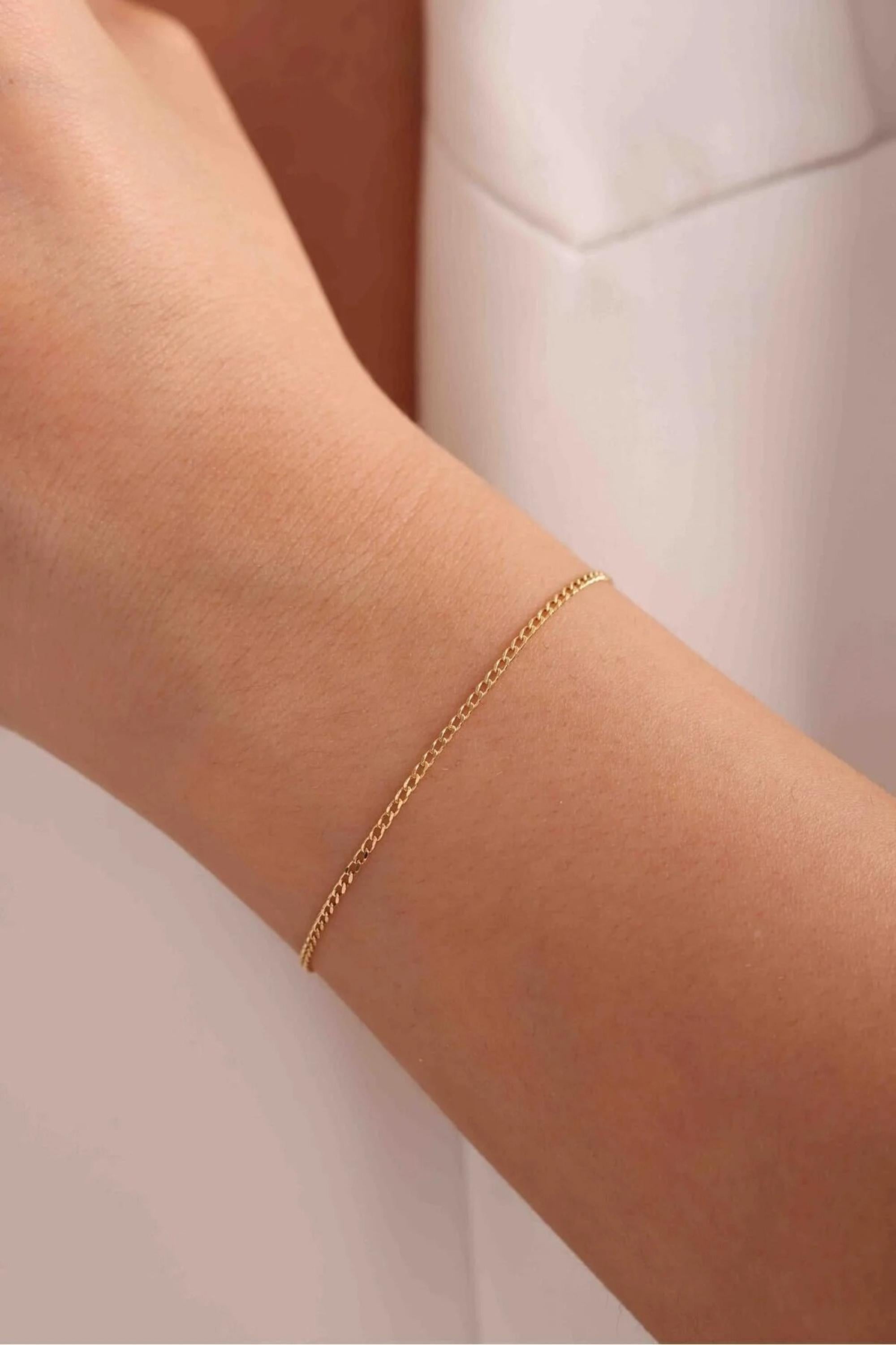 14K Gold 2mm Cuban Link Bracelet, Dainty Gold Bracelet, Minimalist Everyday Jewelry, Stackable Gold Chain Bracelet, Gift for Her