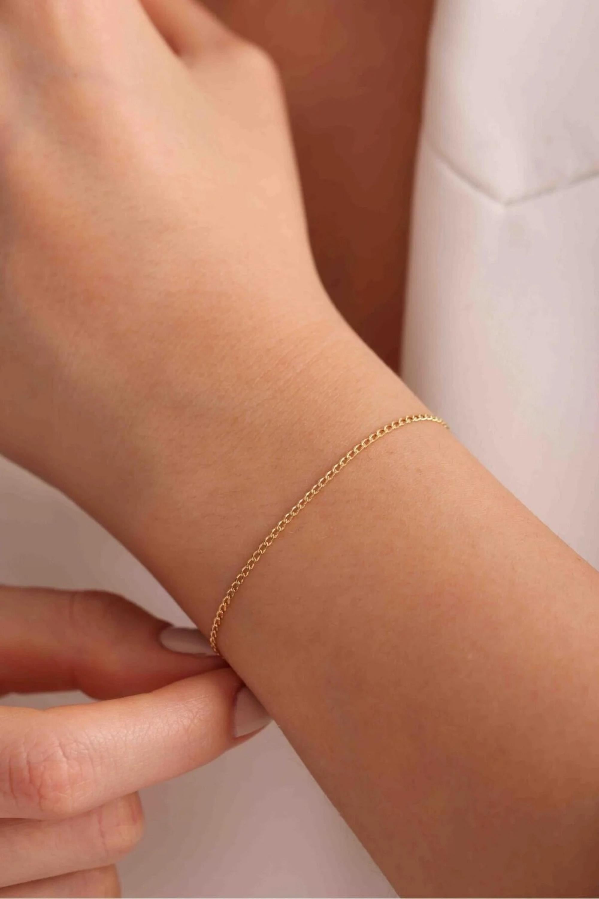 14K Gold 2mm Cuban Link Bracelet, Dainty Gold Bracelet, Minimalist Everyday Jewelry, Stackable Gold Chain Bracelet, Gift for Her