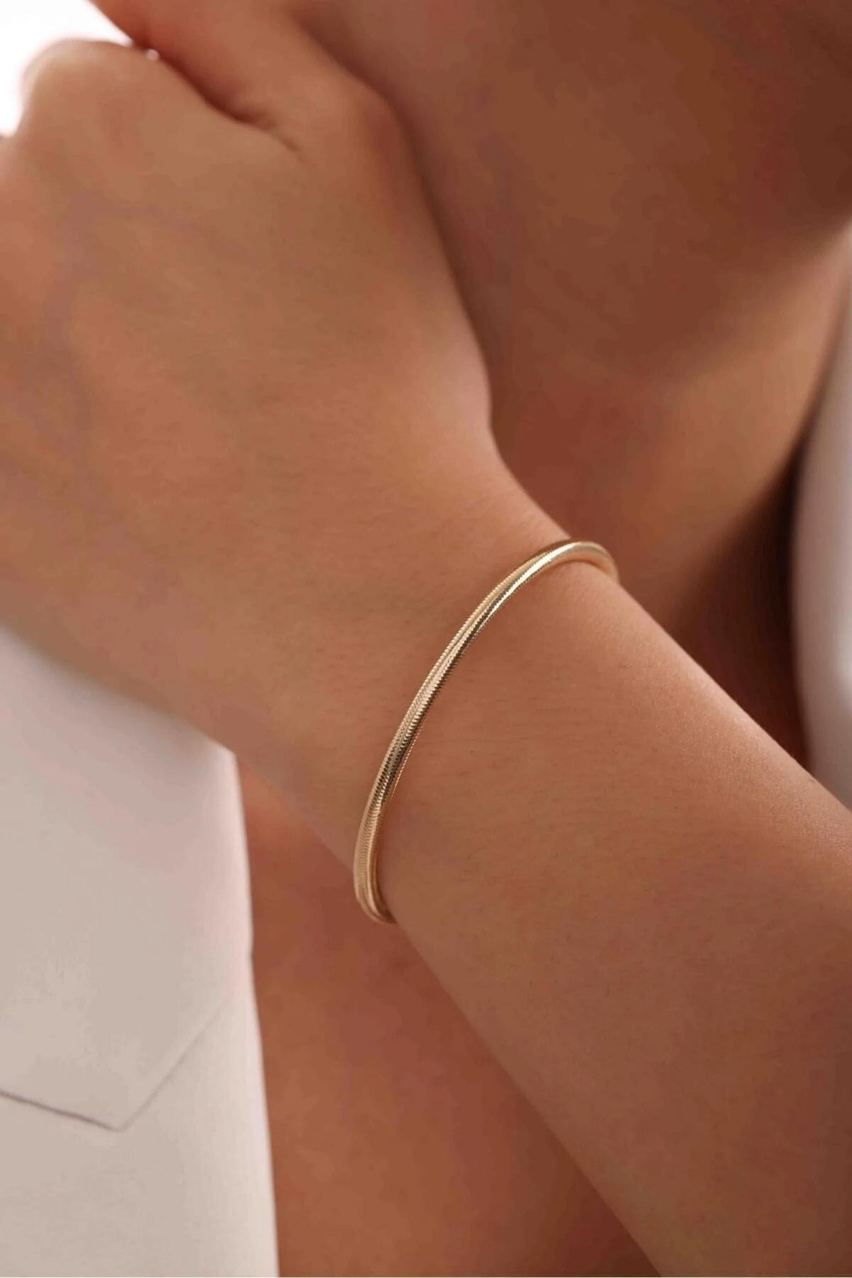 14K Gold Stretch Bracelet, Elastic Gold Bracelet, One Size Bracelet, Sleek Everyday Jewelry, Stackable Gold Bracelet for Women