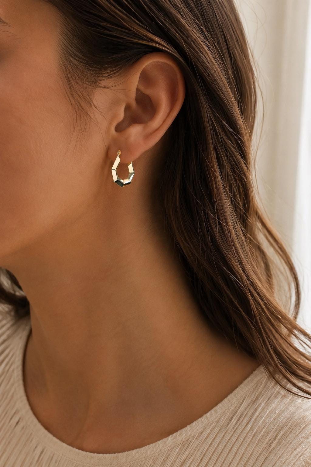 14K Gold Hexagon Hoop Earrings, Geometric Gold Hoops, Modern Statement Earrings, Minimalist Everyday Jewelry, Elegant Gift for Women