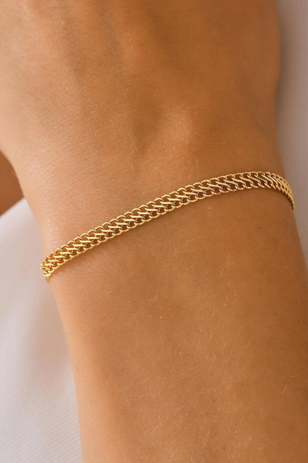 14K Gold Vienna Bracelet, Elegant Woven Gold Chain, Intricate Link Bracelet, Sophisticated Everyday Jewelry, Timeless Gift for Women