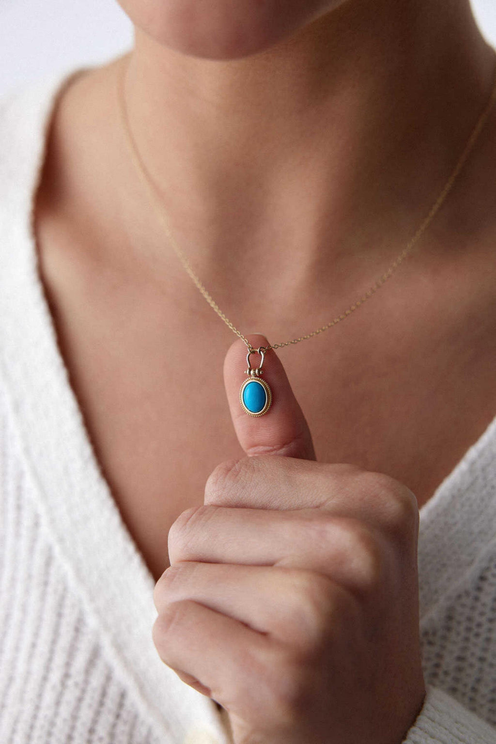 14K Gold Turquoise Necklace, Blue Turquoise Pendant, Dainty Gemstone Jewelry, Boho-Inspired Gold Chain, Elegant Everyday Gift for Women