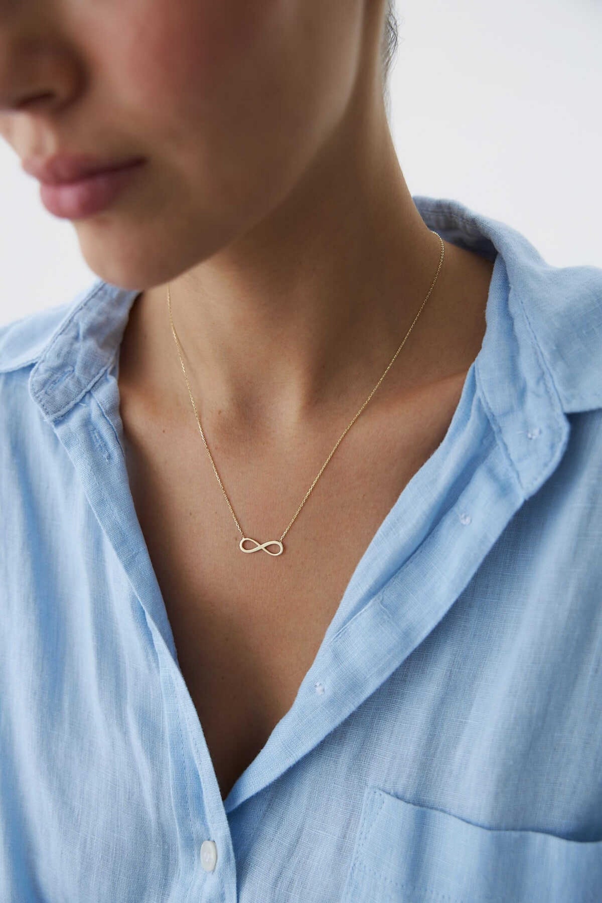 14K Gold Infinity Necklace, Endless Love Symbol Pendant, Elegant Infinity Jewelry, Dainty Gold Layering Necklace, Meaningful Gift for Women