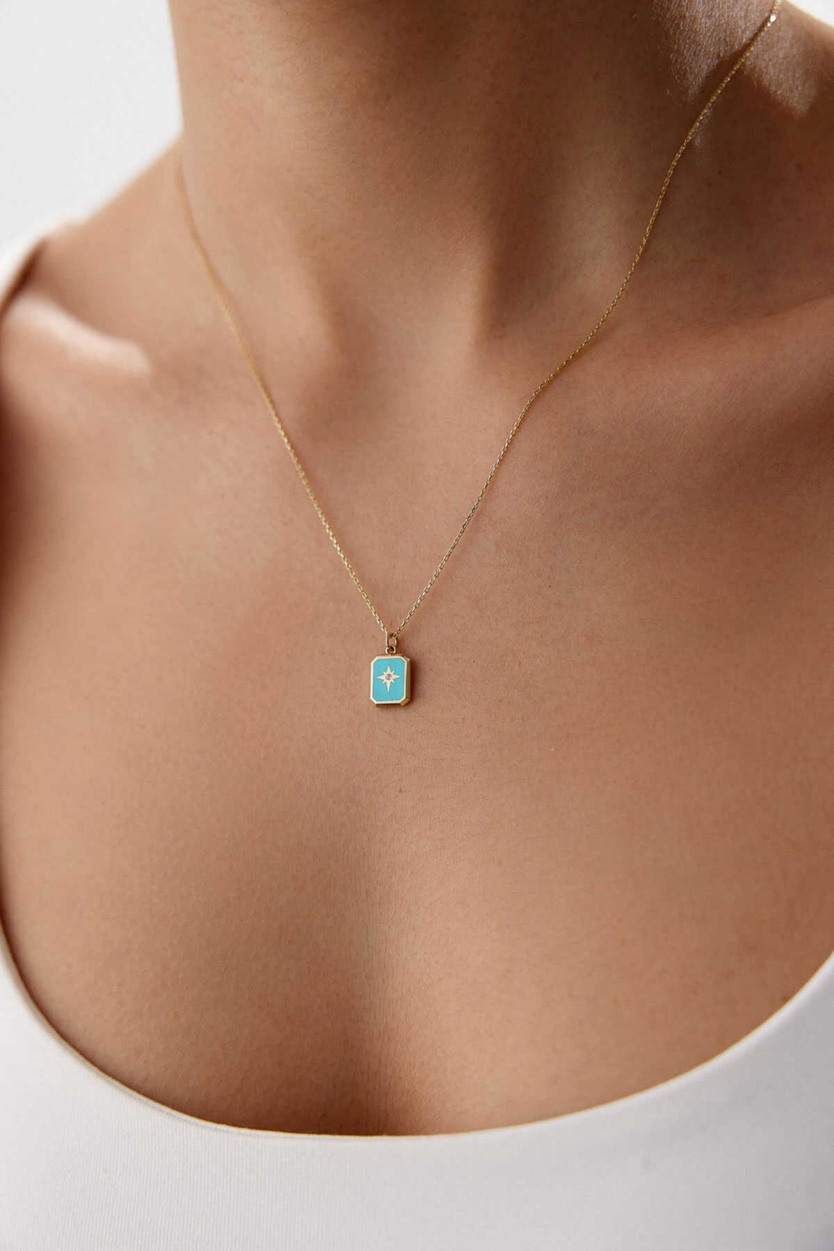 14K Gold North Star Necklace, Celestial Star Pendant, Dainty Compass Star Jewelry, Symbolic Gold Necklace, Elegant Gift for Women