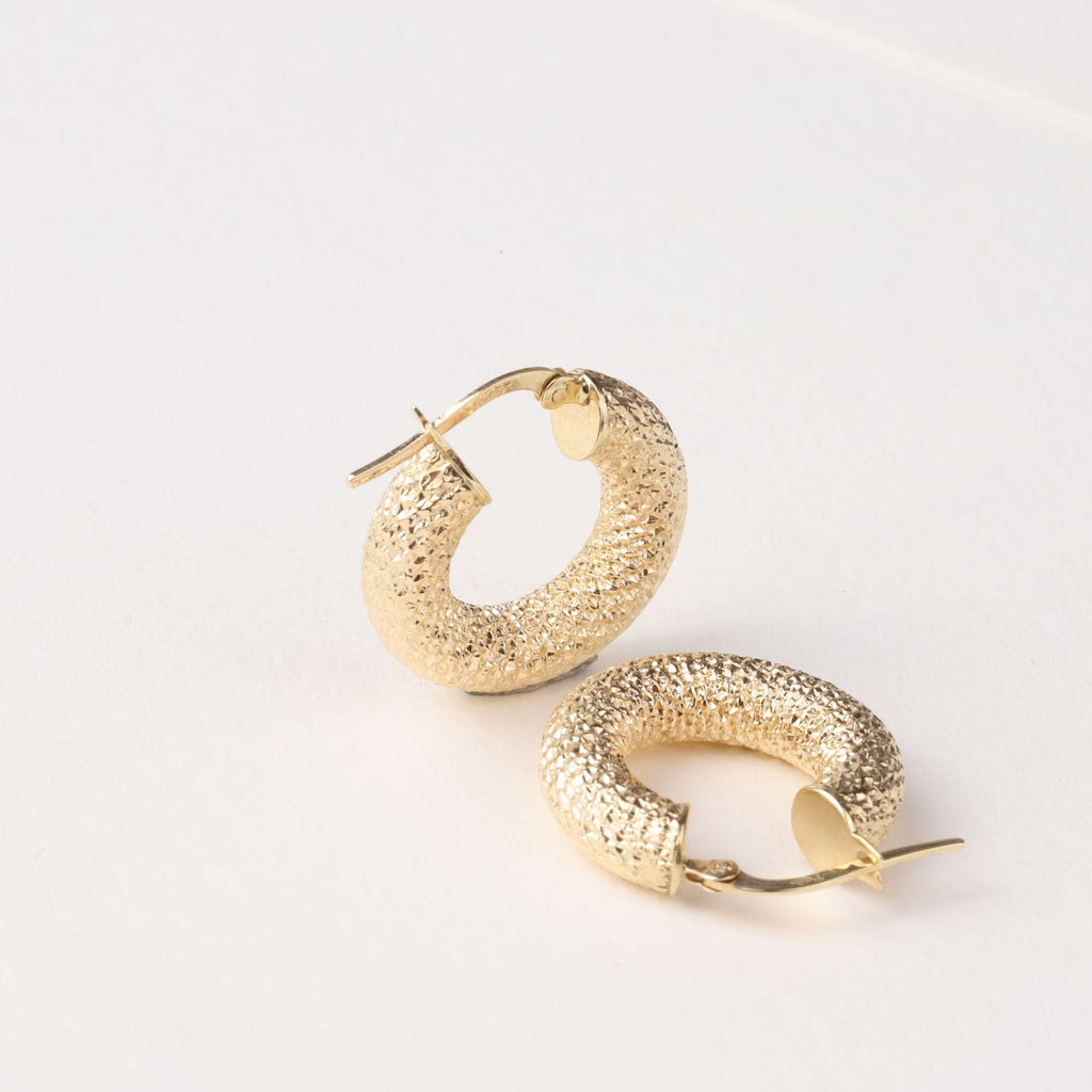 14K Gold Chunky Textured Hoop Earrings, Thick Diamond Cut Hoops, Bold Sparkle Earrings, Everyday Fine Jewelry, Gift for Women