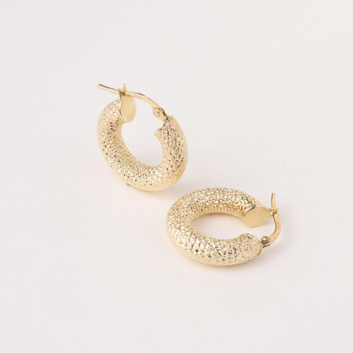 14K Gold Chunky Textured Hoop Earrings, Thick Diamond Cut Hoops, Bold Sparkle Earrings, Everyday Fine Jewelry, Gift for Women