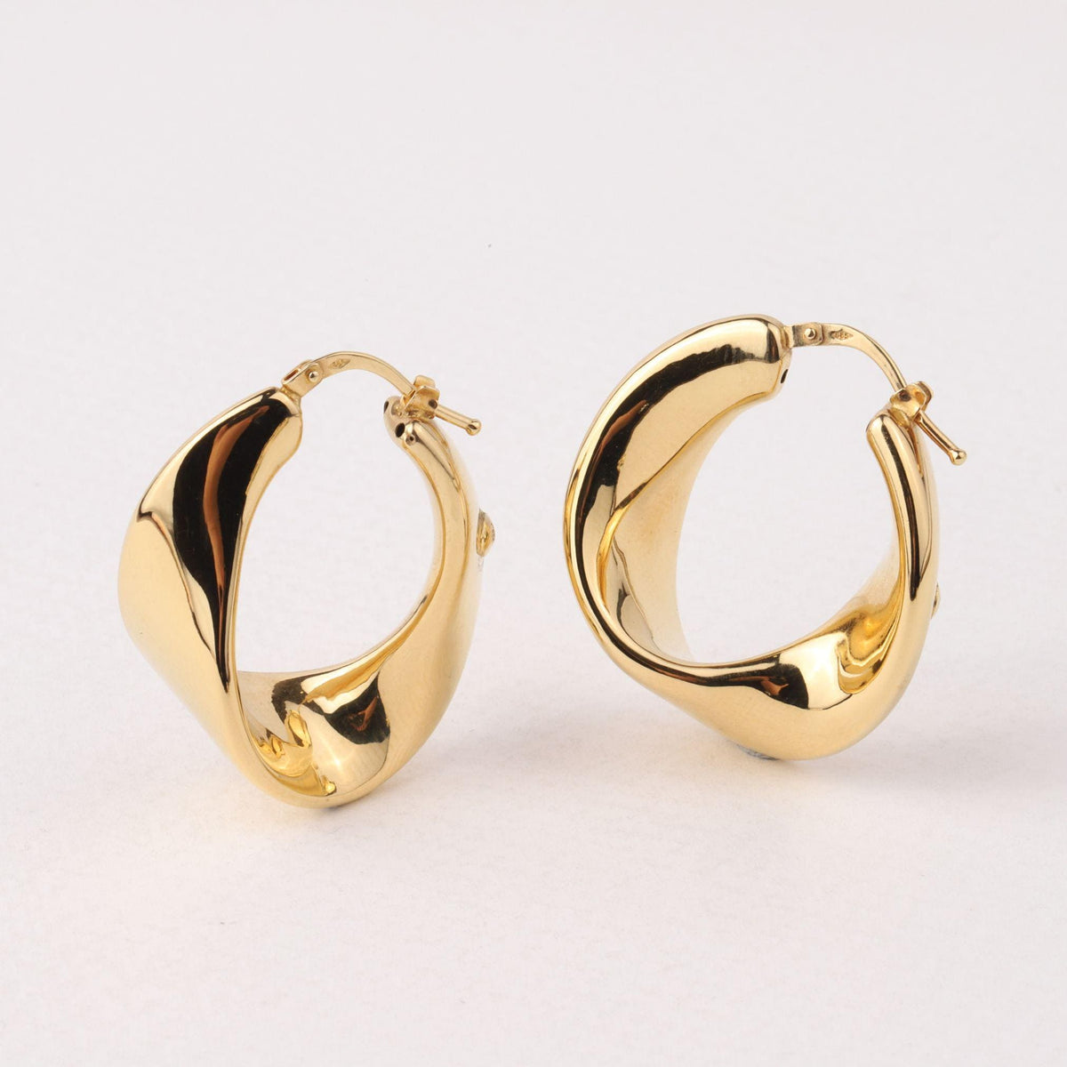 14K Gold Twisted Hoop Earrings, Chunky Wavy Gold Hoops, Sculptural Statement Earrings, Bold Everyday Jewelry, Gift for Women