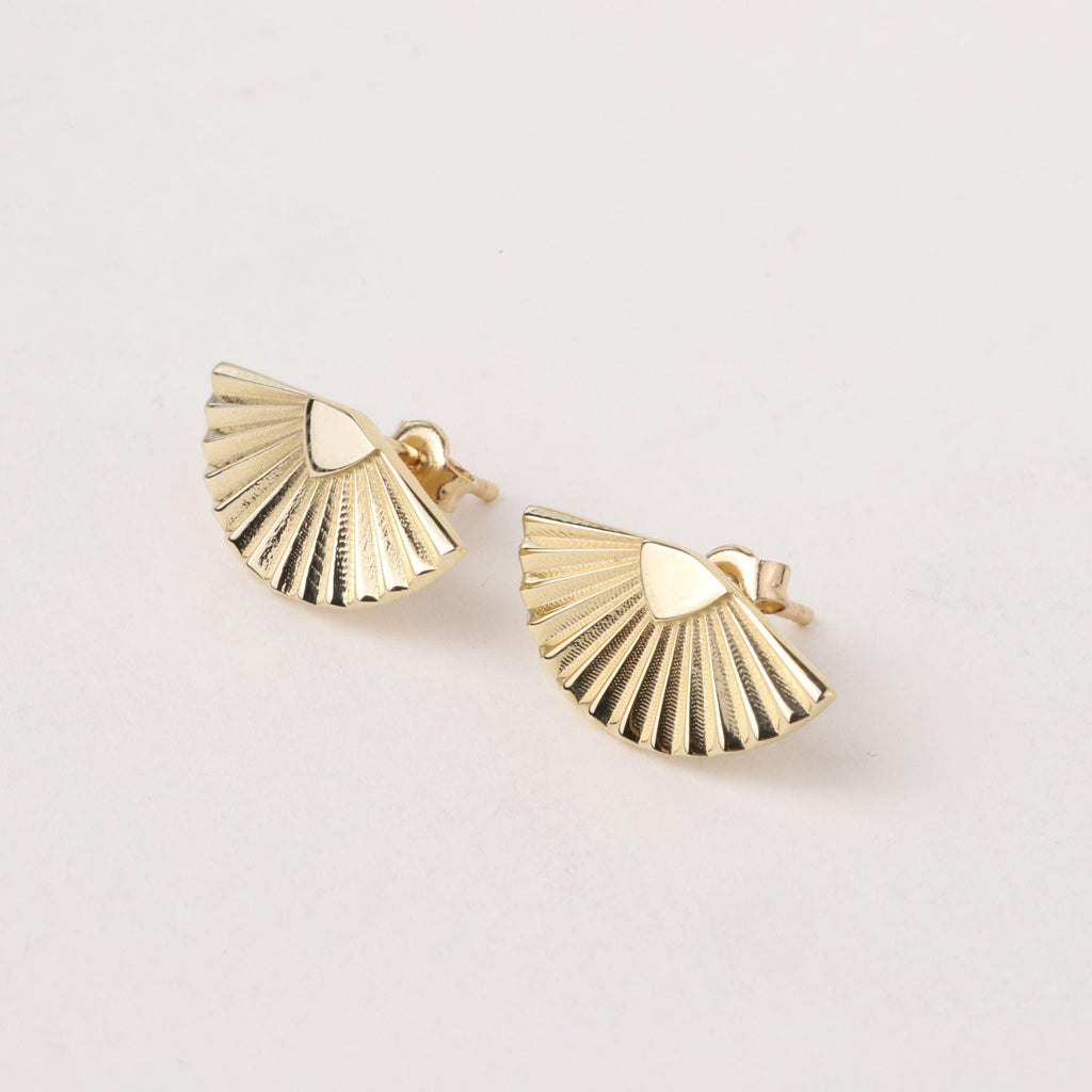 14K Gold Fan Stud Earrings, Fluted Shell Studs, Art Deco Statement Earrings, Minimalist Everyday Jewelry, Elegant Gift for Women