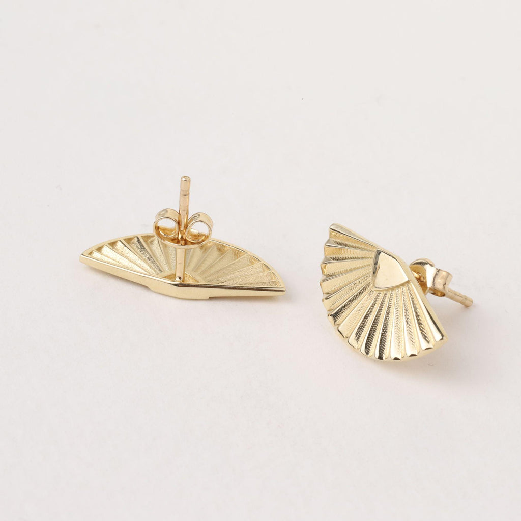 14K Gold Fan Stud Earrings, Fluted Shell Studs, Art Deco Statement Earrings, Minimalist Everyday Jewelry, Elegant Gift for Women