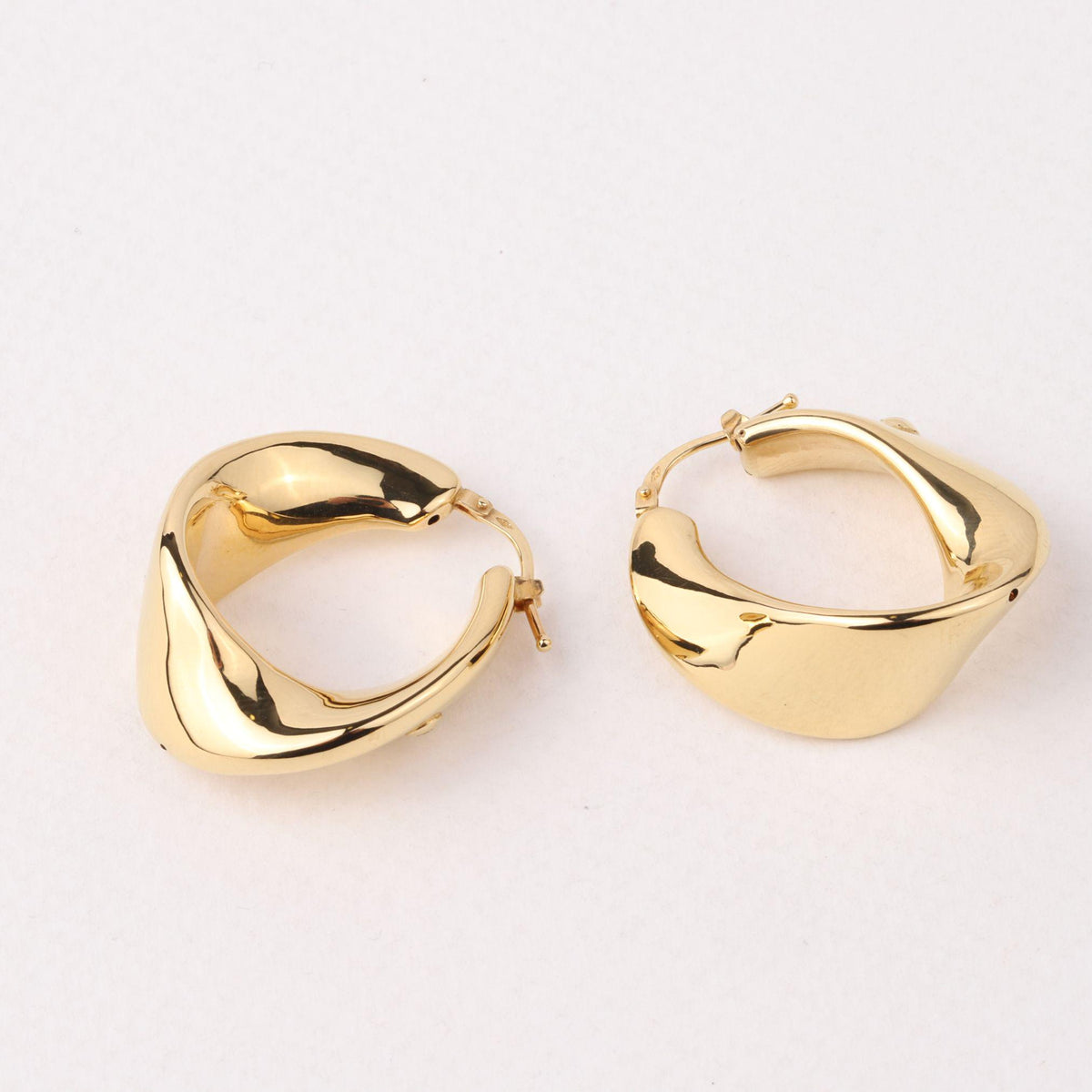 14K Gold Twisted Hoop Earrings, Chunky Wavy Gold Hoops, Sculptural Statement Earrings, Bold Everyday Jewelry, Gift for Women